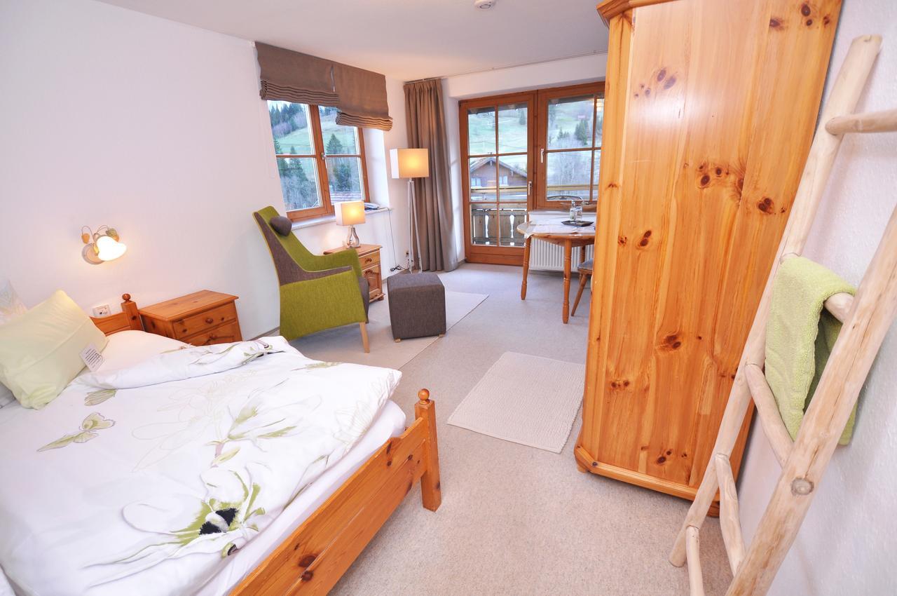 Berghues Schratt - Einfach Anders - Ihr Vegetarisches Und Veganes Biohotel Oberstaufen Exteriör bild